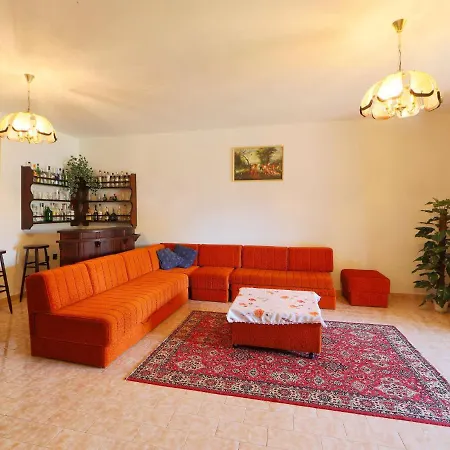 Akazie By Interhome Vakantiehuis Balatonmáriafürdő