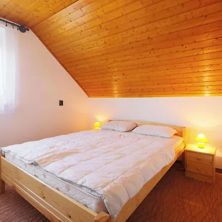 Akazie By Interhome בית נופש Balatonmáriafürdő