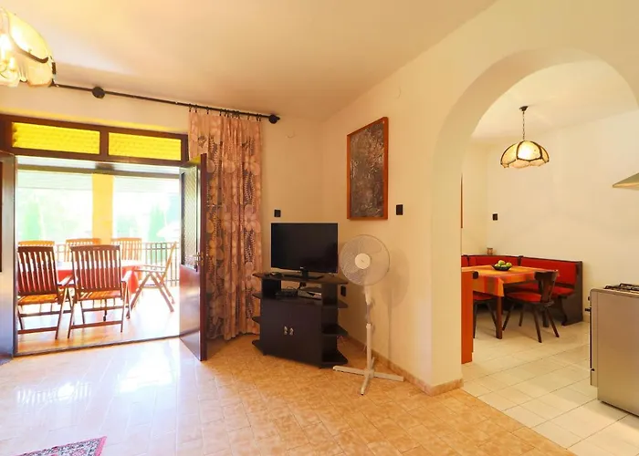 Nyaraló Akazie By Interhome Balatonmáriafürdő