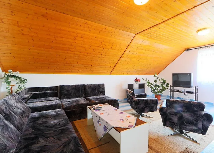 Akazie By Interhome * Balatonmáriafürdő