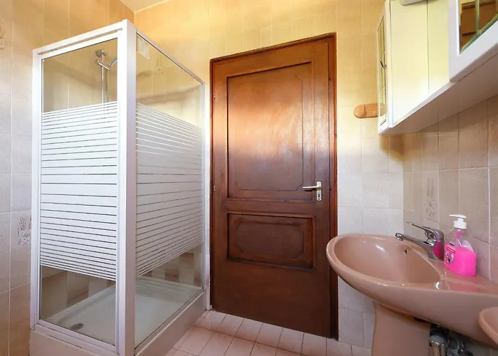 Nyaraló Akazie By Interhome *